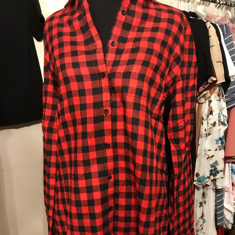 Plaid flannel long sleeve top